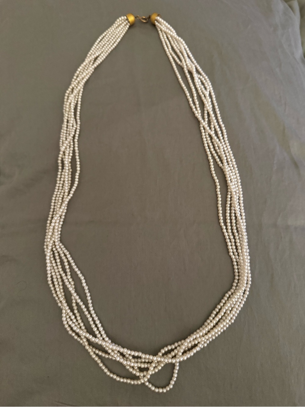 Multi-Strand Pearl Bead Necklace - White